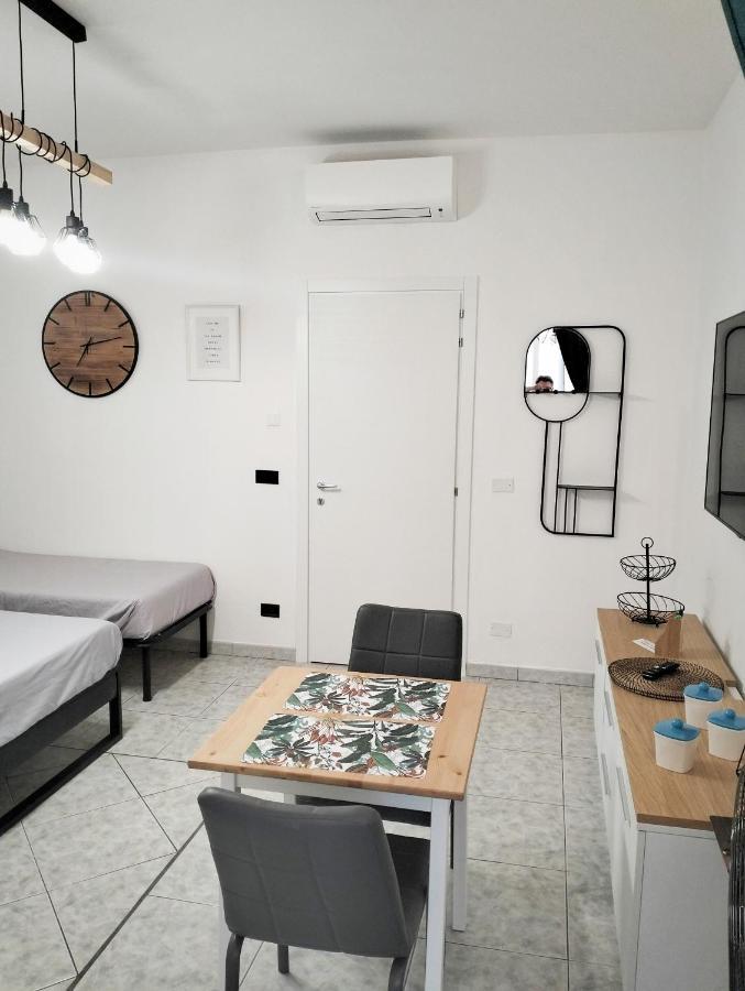 Petracca Guest House Монополі Екстер'єр фото