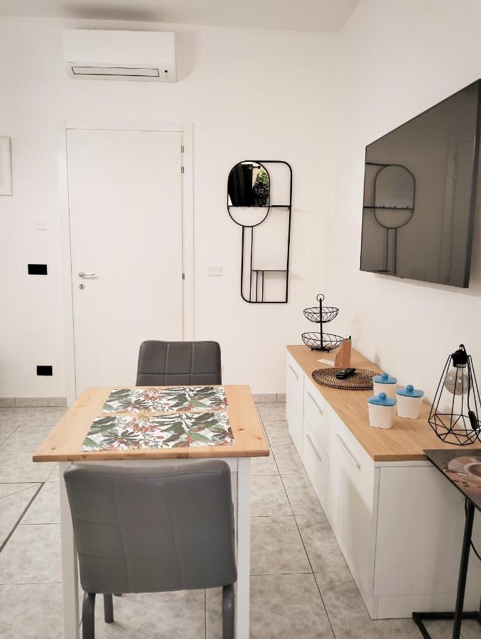 Petracca Guest House Монополі Екстер'єр фото